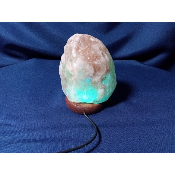 Color Changing USB Salt Lamp -SEE VIDEO‎ - Picture 2 of 6